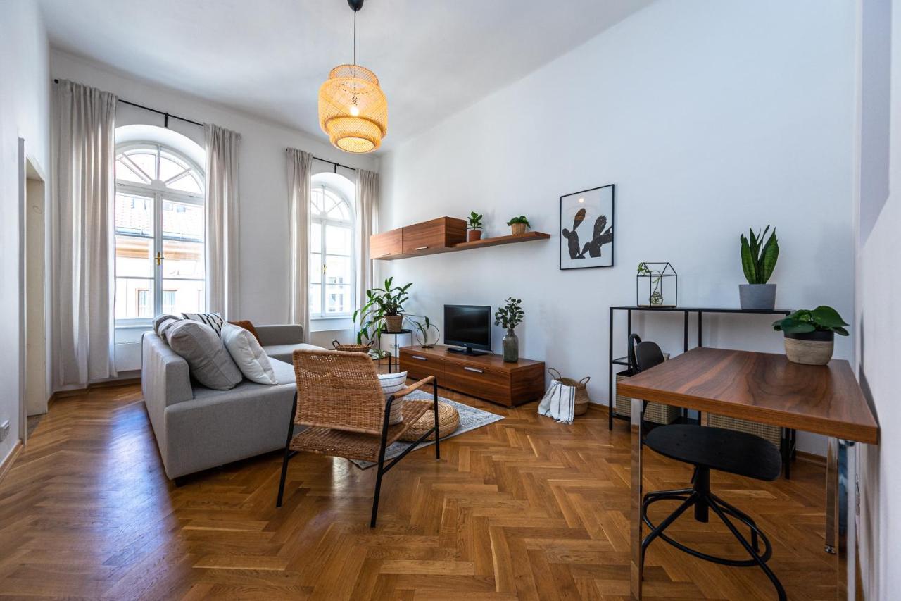 Charles Apartments In Old Town Praha Bagian luar foto