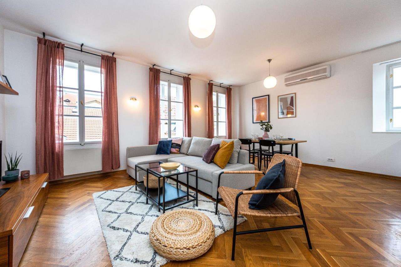 Charles Apartments In Old Town Praha Bagian luar foto