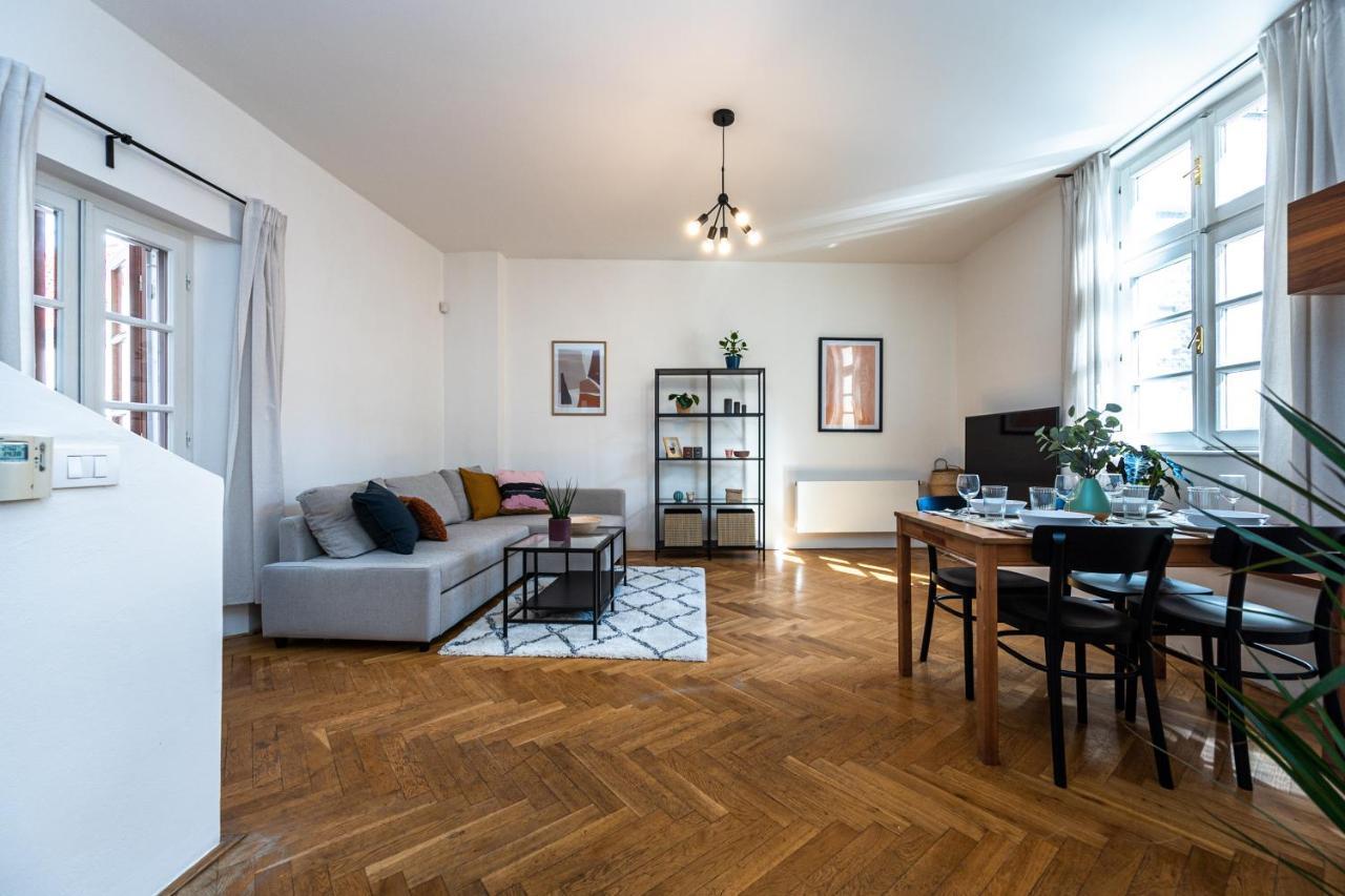 Charles Apartments In Old Town Praha Bagian luar foto