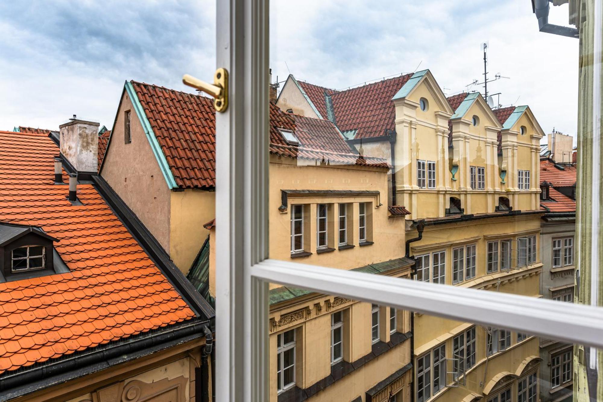 Charles Apartments In Old Town Praha Bagian luar foto